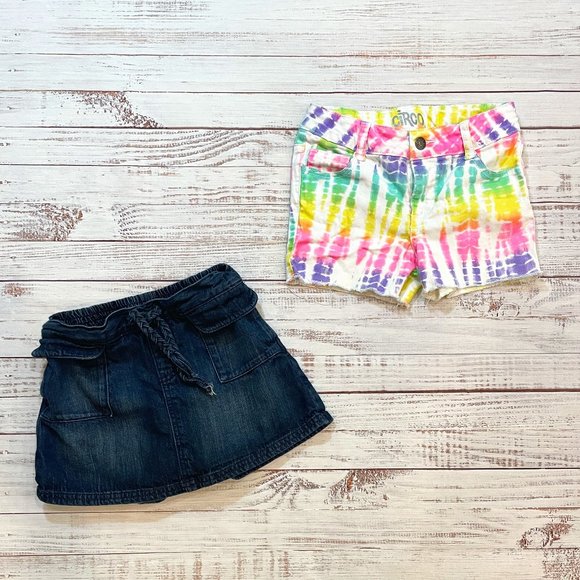 Girls Fun and Fashionable Shorts Set - Picture 1 of 8